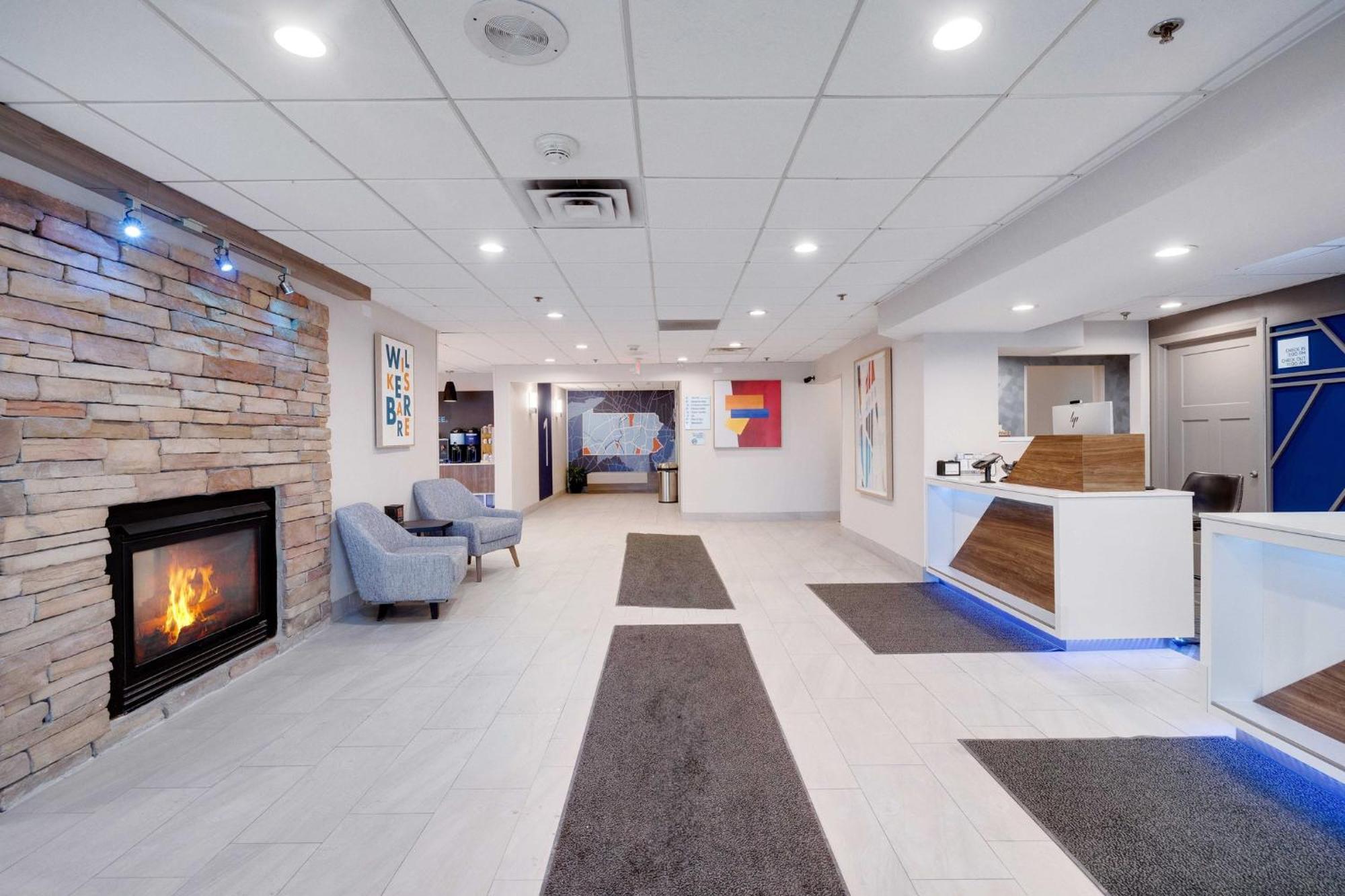 Holiday Inn Express Wilkes Barre East By Ihg Zewnętrze zdjęcie